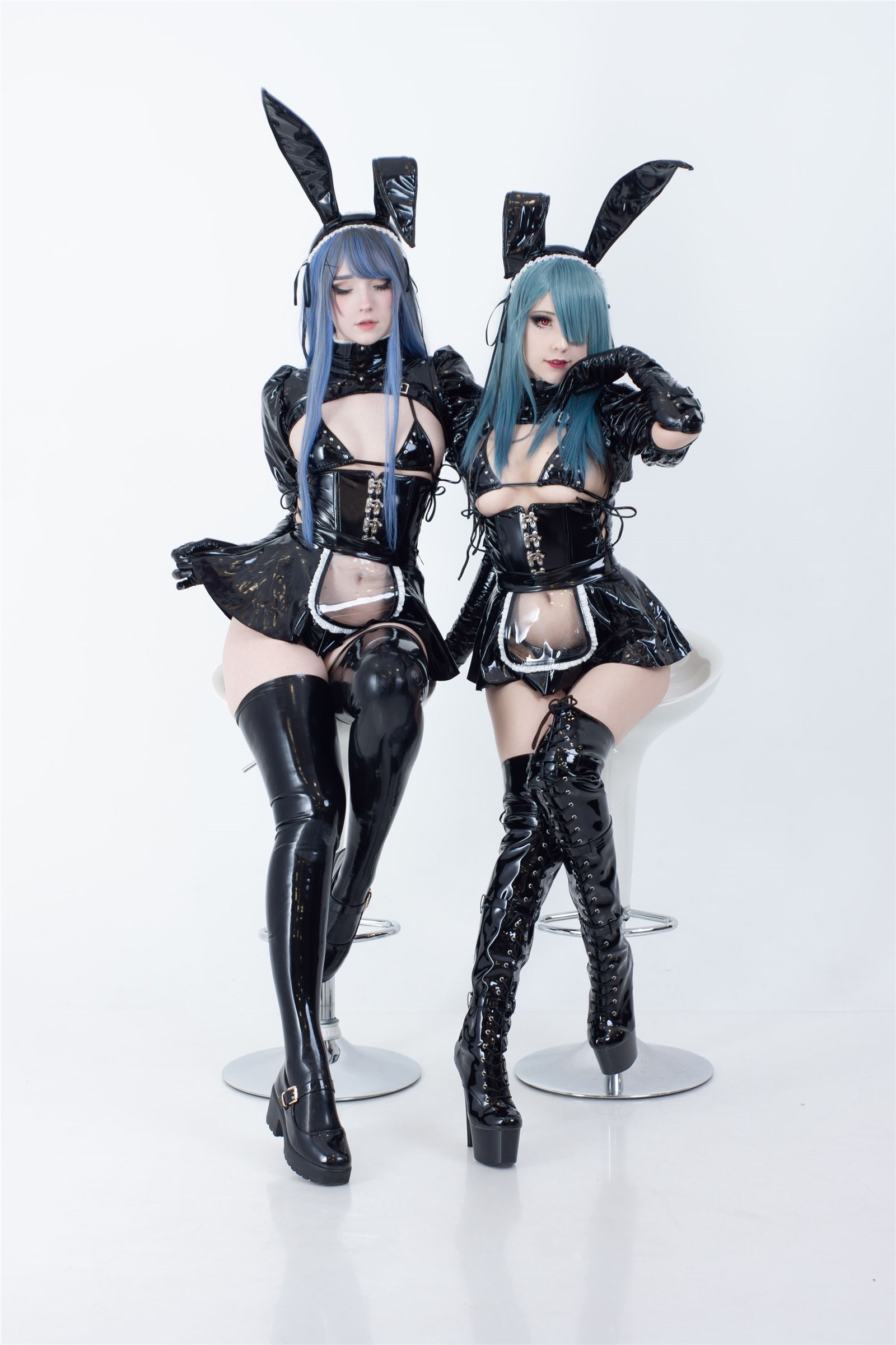 CandyBall 14. Latex Bunny Twins(57)